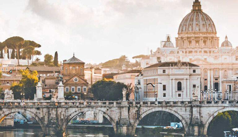 impressive villas and palaces to visit in rome