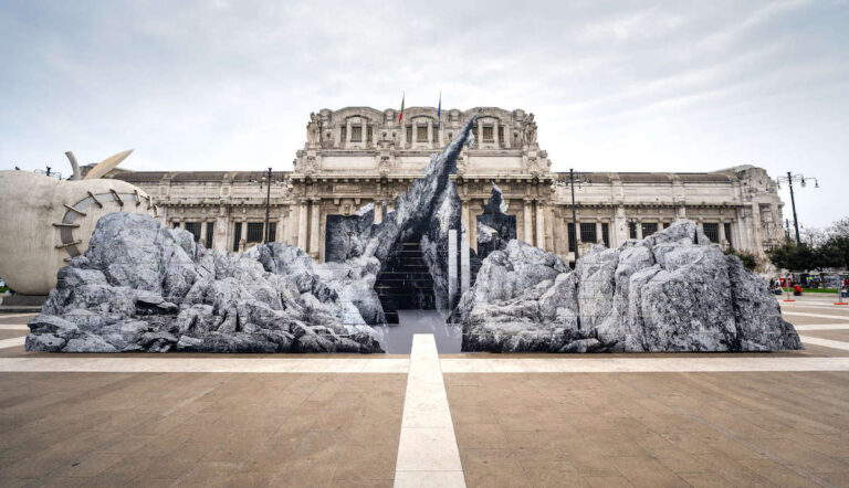 JR-la-nascita-street-art-milan-station